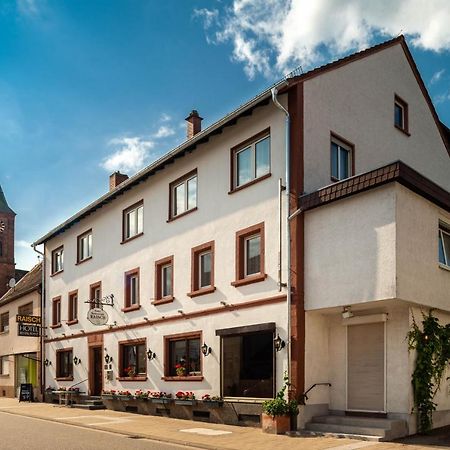 Hotel & Restaurant Raisch Steinwenden エクステリア 写真