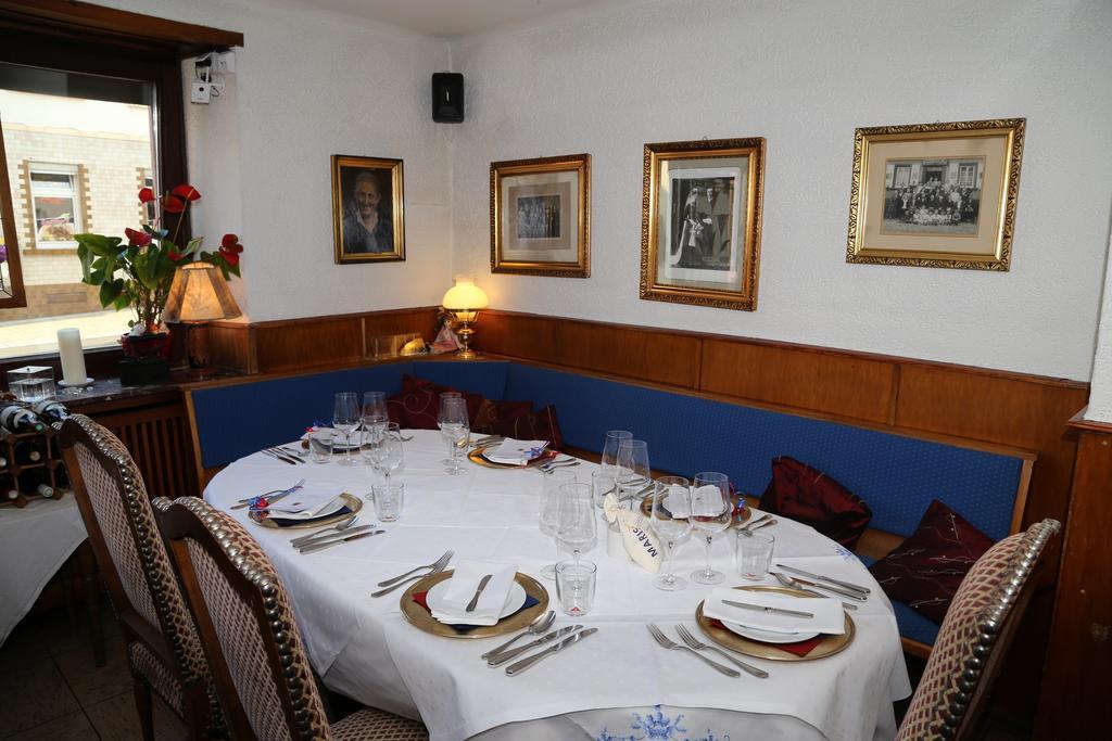 Hotel & Restaurant Raisch Steinwenden エクステリア 写真