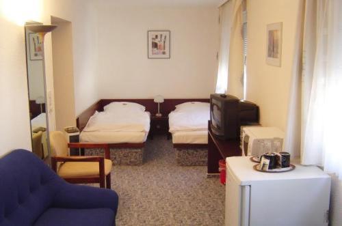 Hotel & Restaurant Raisch Steinwenden 設備 写真